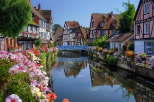 voici pourquoi vous devriez visiter pont-audemer, la petite venise normande